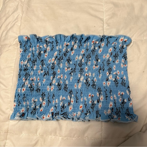 3/$15 | Ruffled Blue Floral tube top - Picture 3 of 7